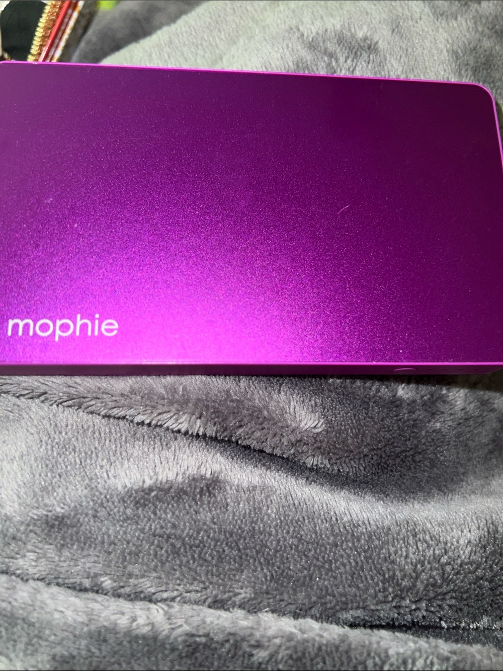 mophie Portable Power Bank in Metallic Purple